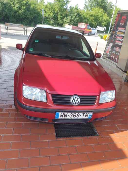 Dezmembrez Volkswagen bora 1.6 i SR