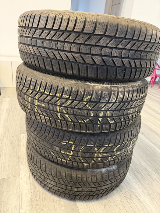Cauciucuri iarnă Continental 225/60 R18 DOT 3621