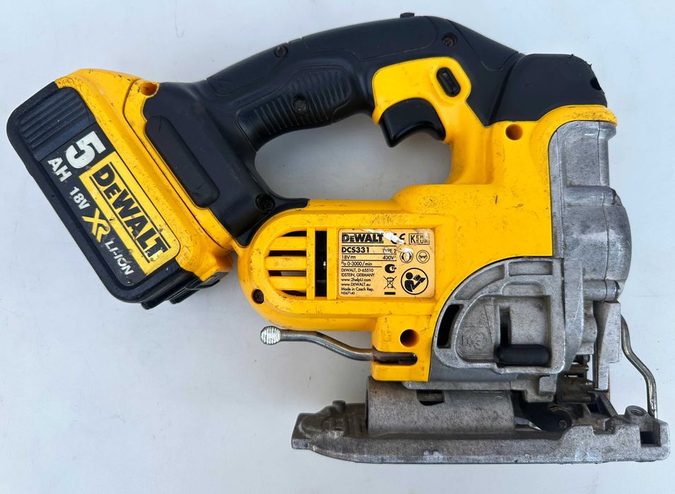 DeWALT DCS331 - Акумулаторен прободен трион 18V 5.0Ah