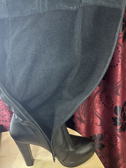 Cizme din piele naturala