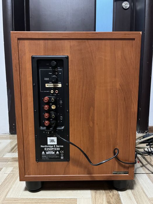 Subwoofer JBL E250P