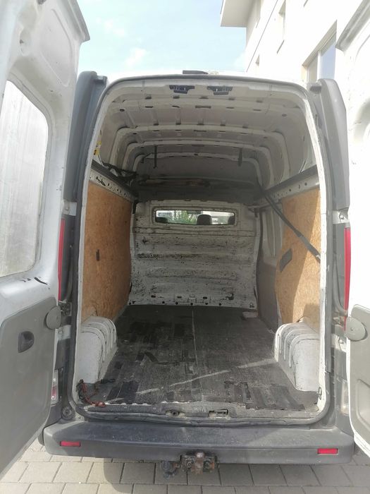 Vînd Opel vivaro 2008