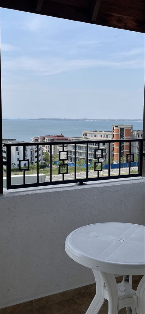 Продава се Четиристаен апартамент в Свети Влас - 156 кв.м за 1058 €/кв.м - Снимка #1