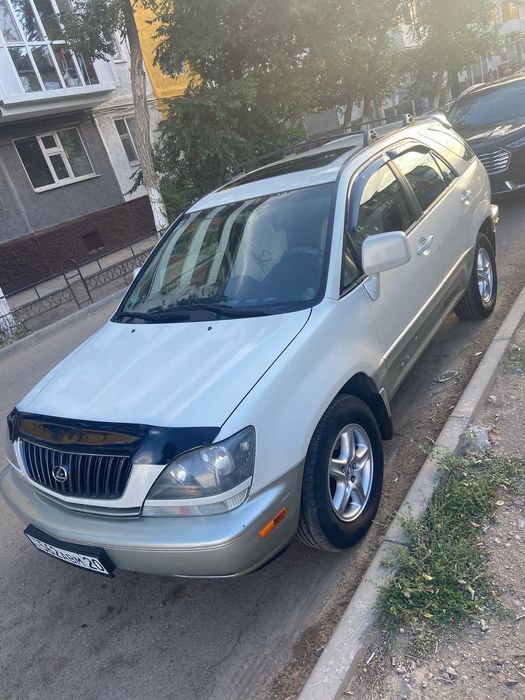 Продам Лексус рх.300 газ бензин