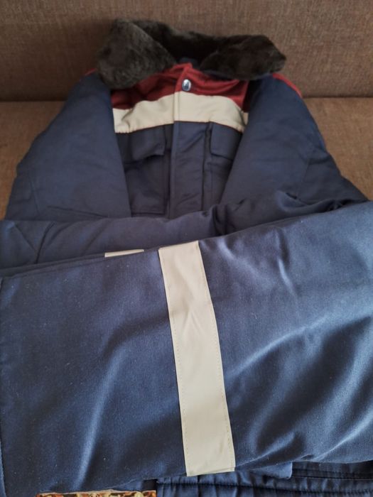 Спецодежду  продам