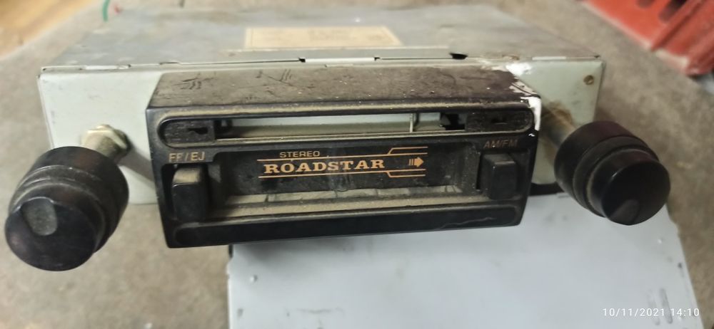 Работещ радиокасетофон Roadstar