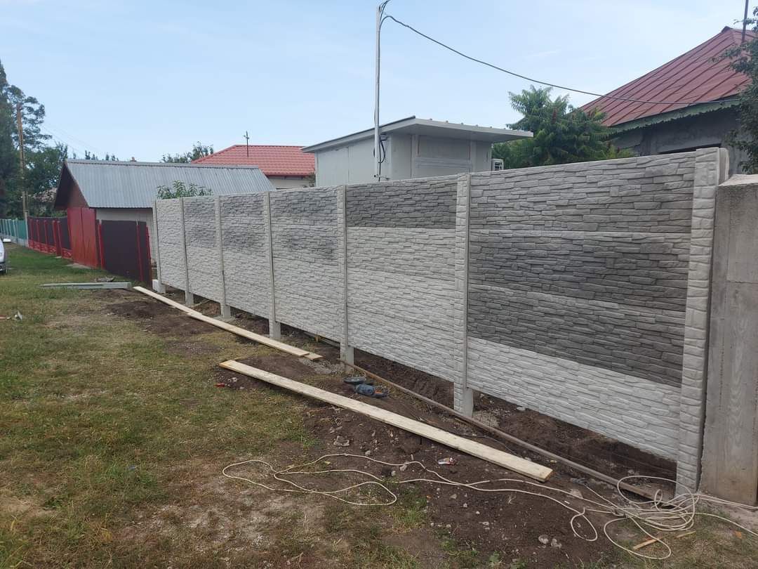 Fabricăm Gard Beton