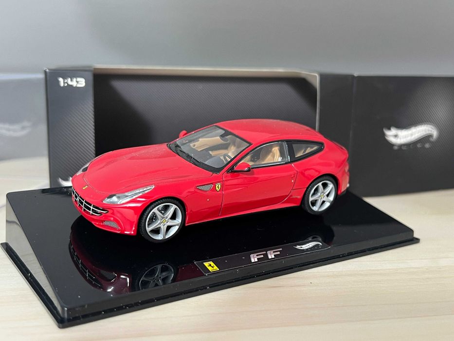 Macheta 1/43 Hotwheels Elite Ferari FF