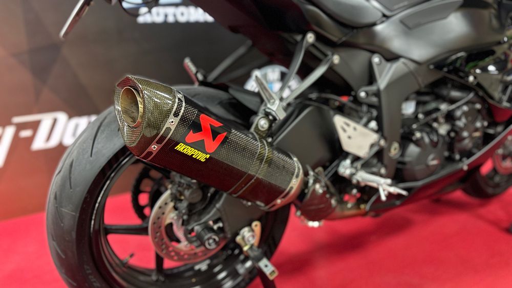 Kawasaki ZX636R 2024год