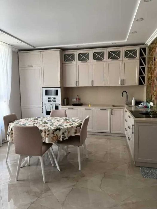 Двустаен имот в кв.Красно село