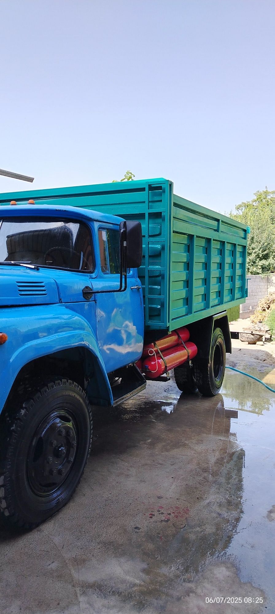 Zil 130 sotiladi