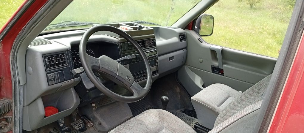 Бус Volkswagen T4 2.5
