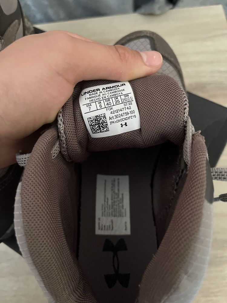 Обувки Under Armour