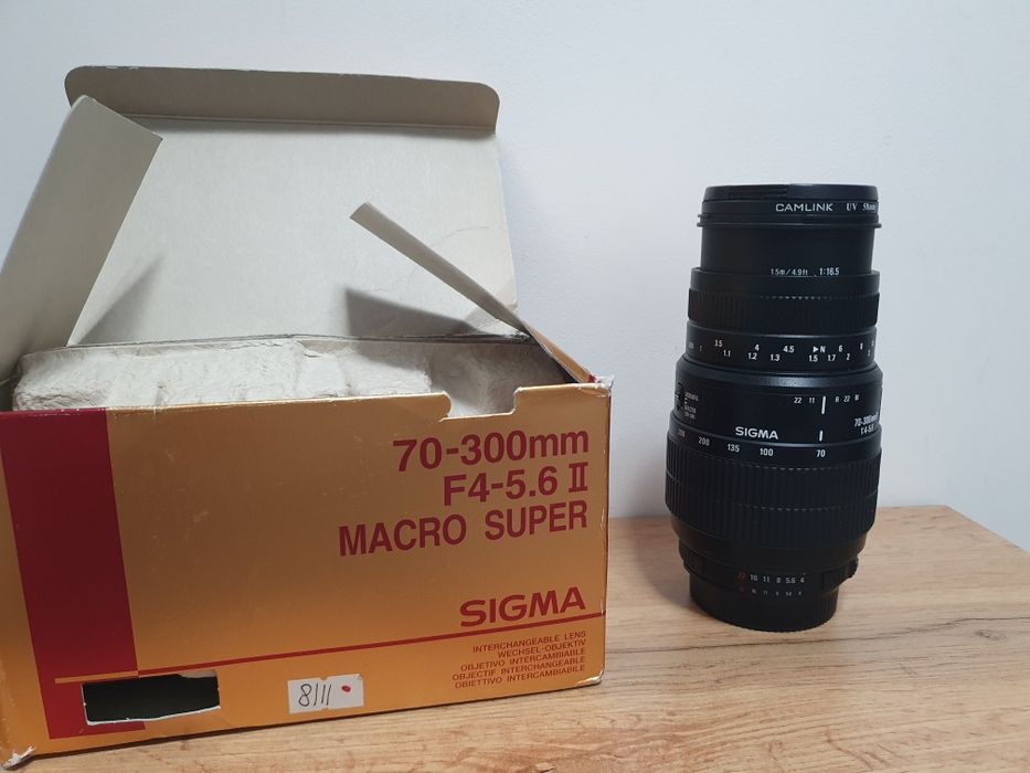 Обектив Sigma за Nikon 70-300 mm F4-5.6 Macro