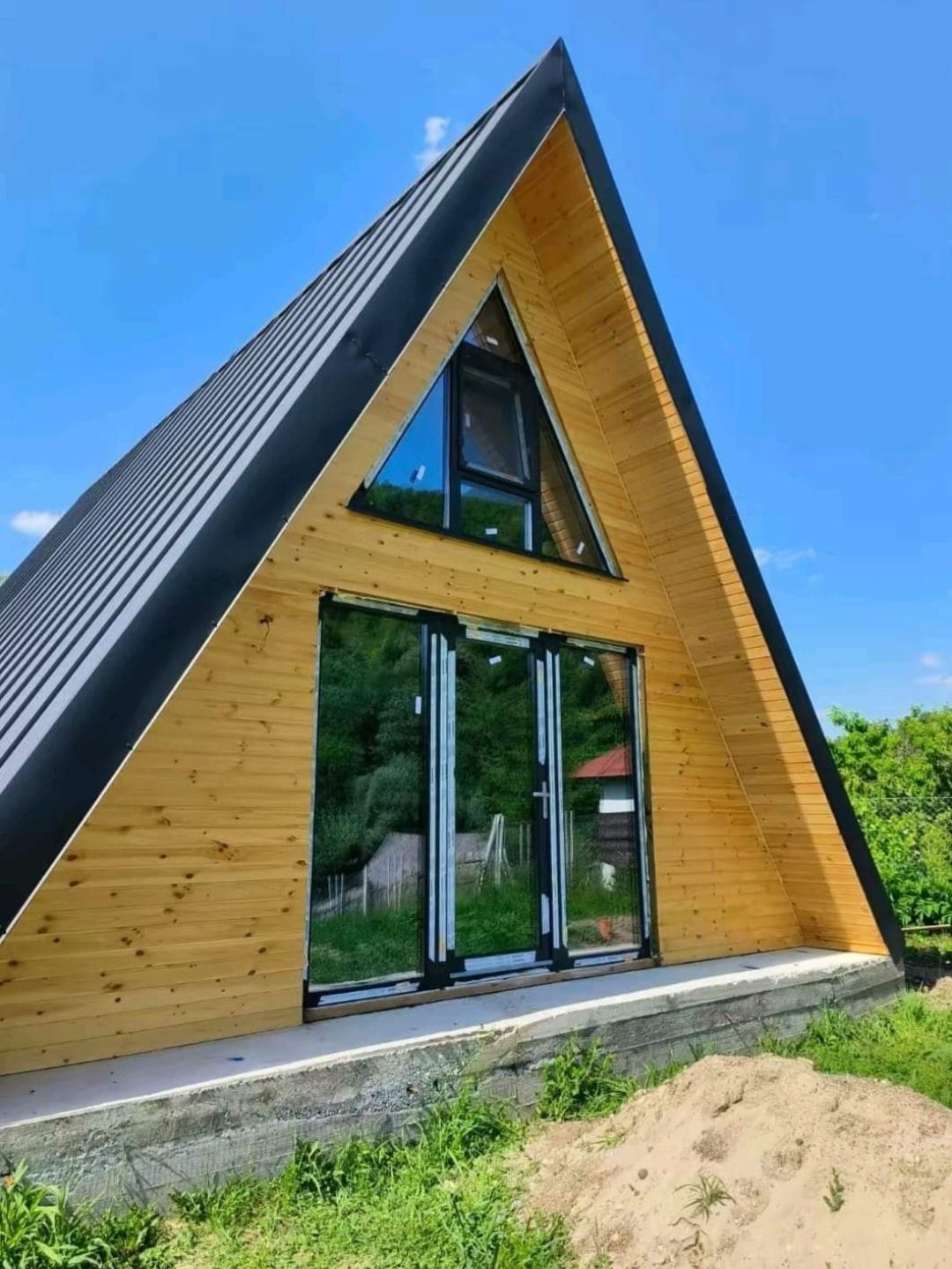 Case si Cabane la schimb cu masini