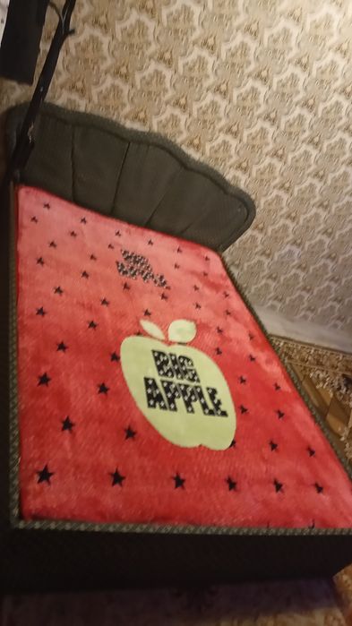 Продам кровать без матраса