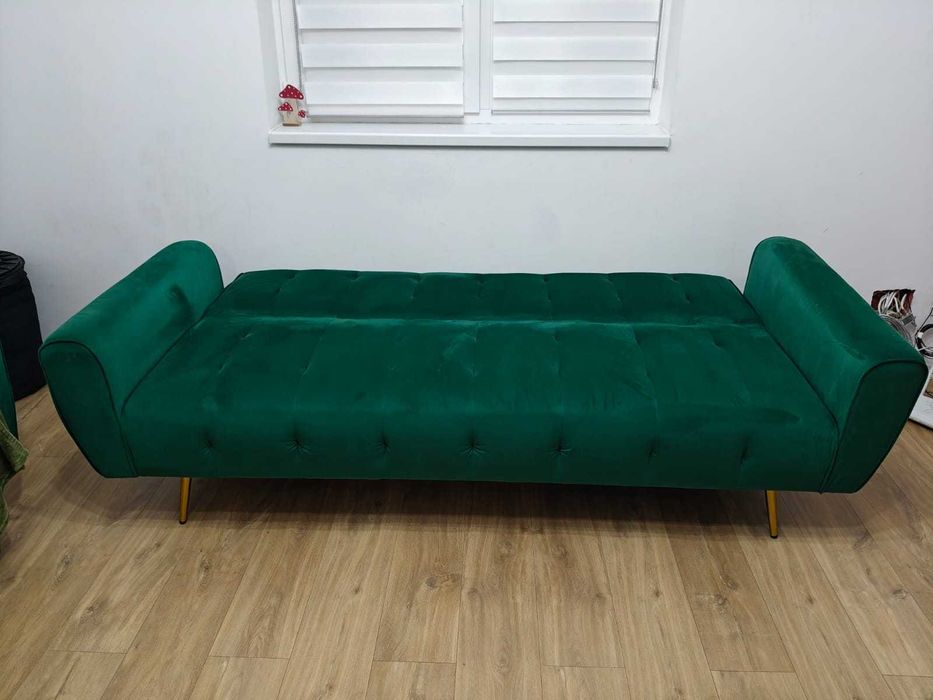 Vand două canapele extensibile