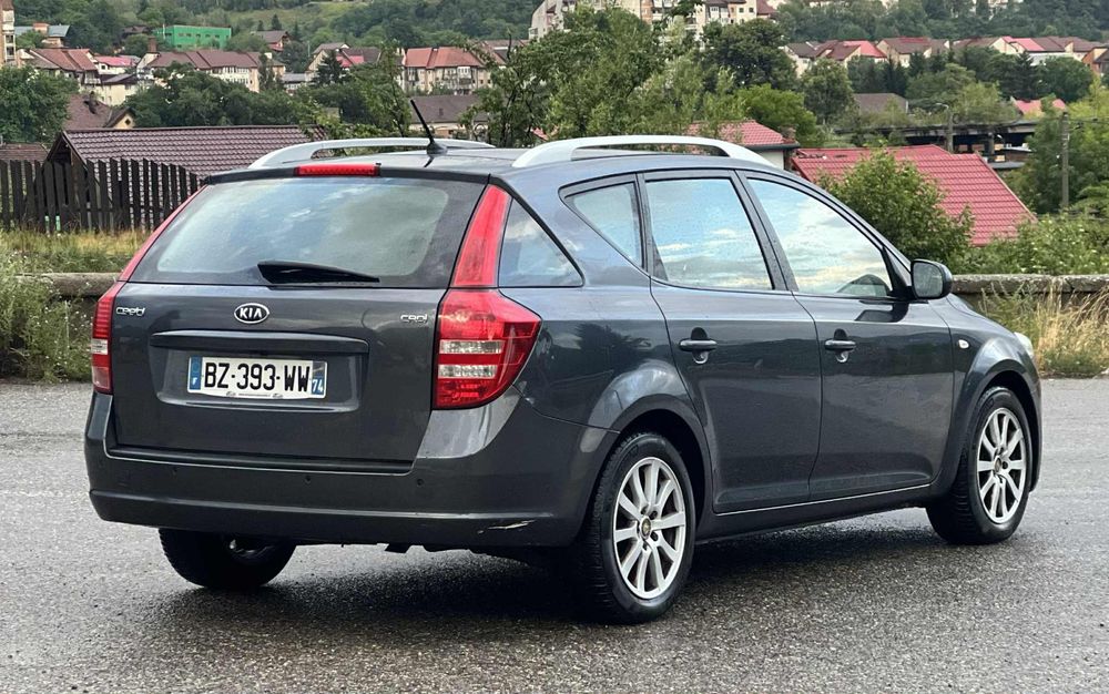 Kia Ceed 2012 1.6 diesel euro5