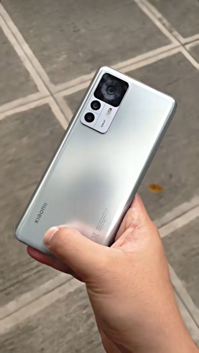 обмен xiaomi 12 t 256 г