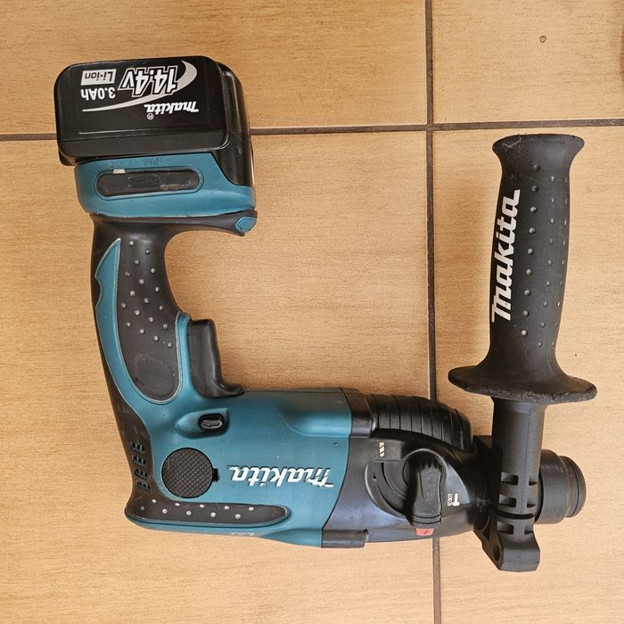 Set Makita,rotopercutor BHR 162,mașina gaurit/inșurubat BDF343
