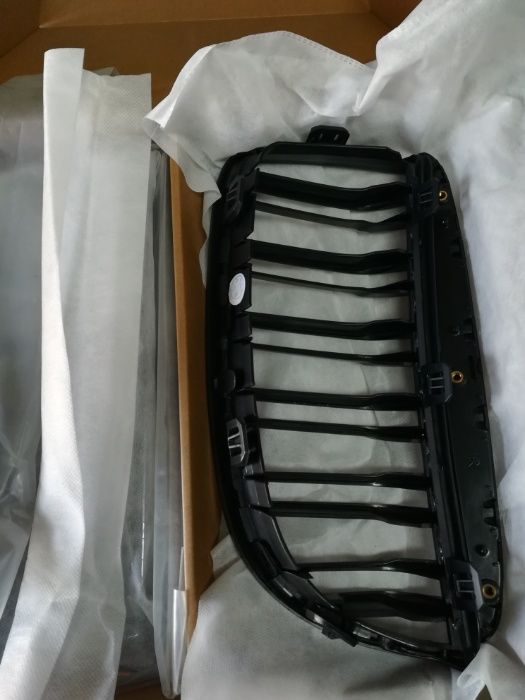 Grile Centrale BMW E90 Pre-LCI Seria 3 (2005-2009) M-Design Negru mat