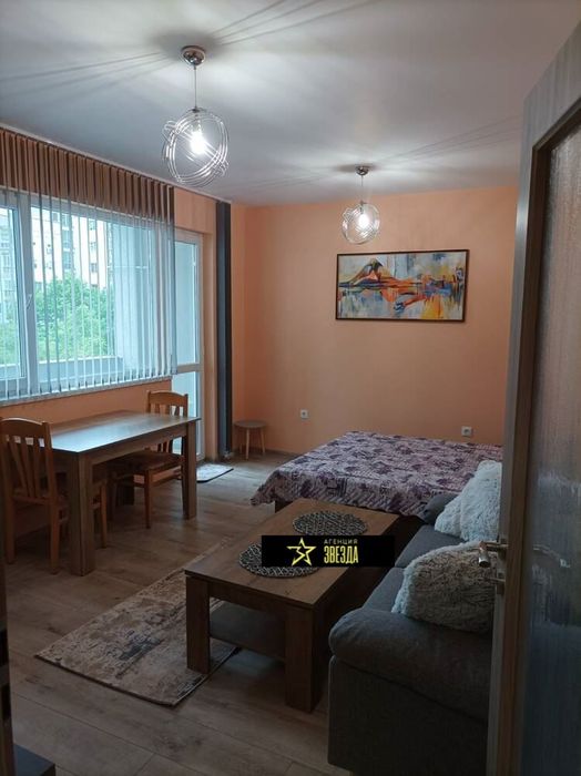 Дава се под наем Едностаен апартамент в Пловдив, Южен - 36 кв.м за 300 € - Снимка #1