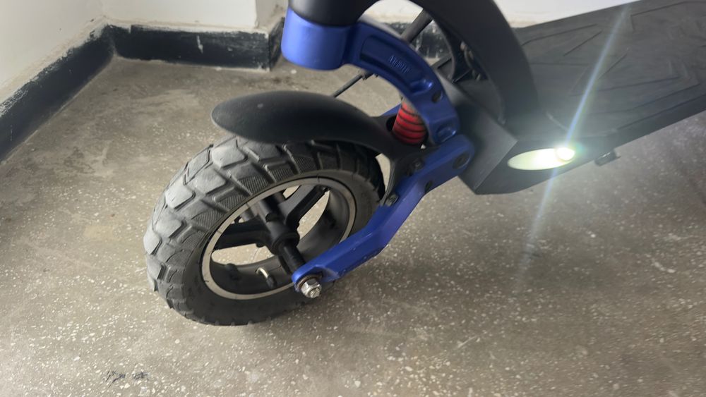 trotineta Kaabo Mantis electrica cu acte pret 2500 lei FIX