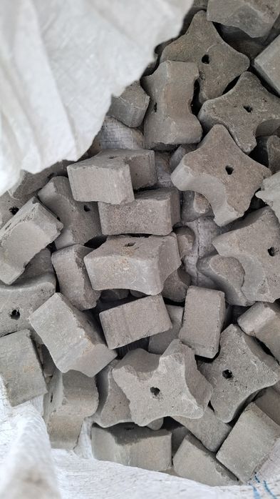 Vând distanțiere de beton...URGENT