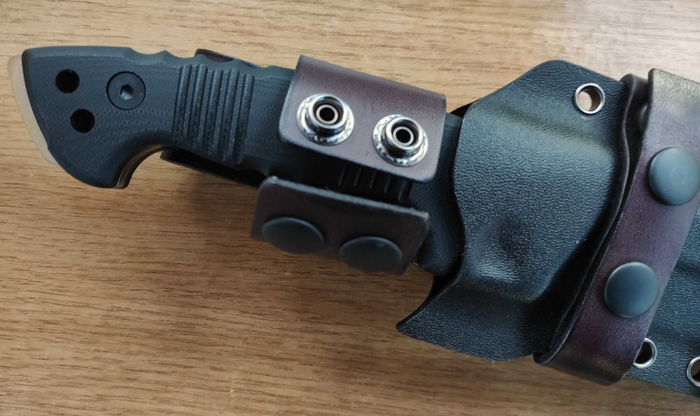 Туристически,ловен нож /ръчна изработка , стомана А8/