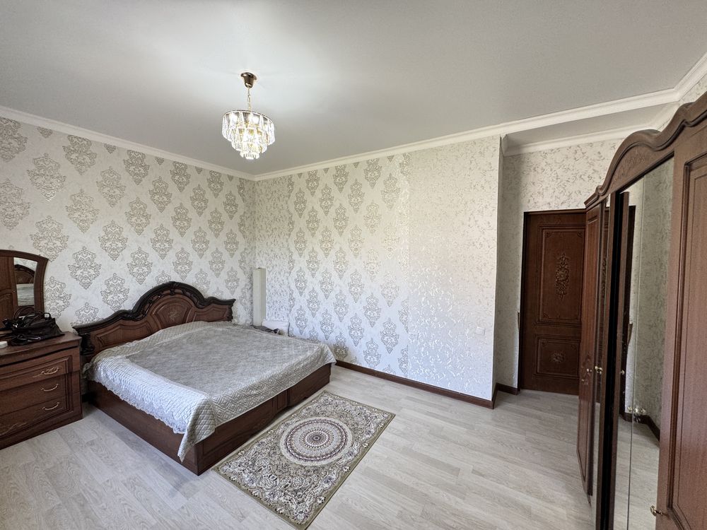 Продается уютный дом с гостевым домиком