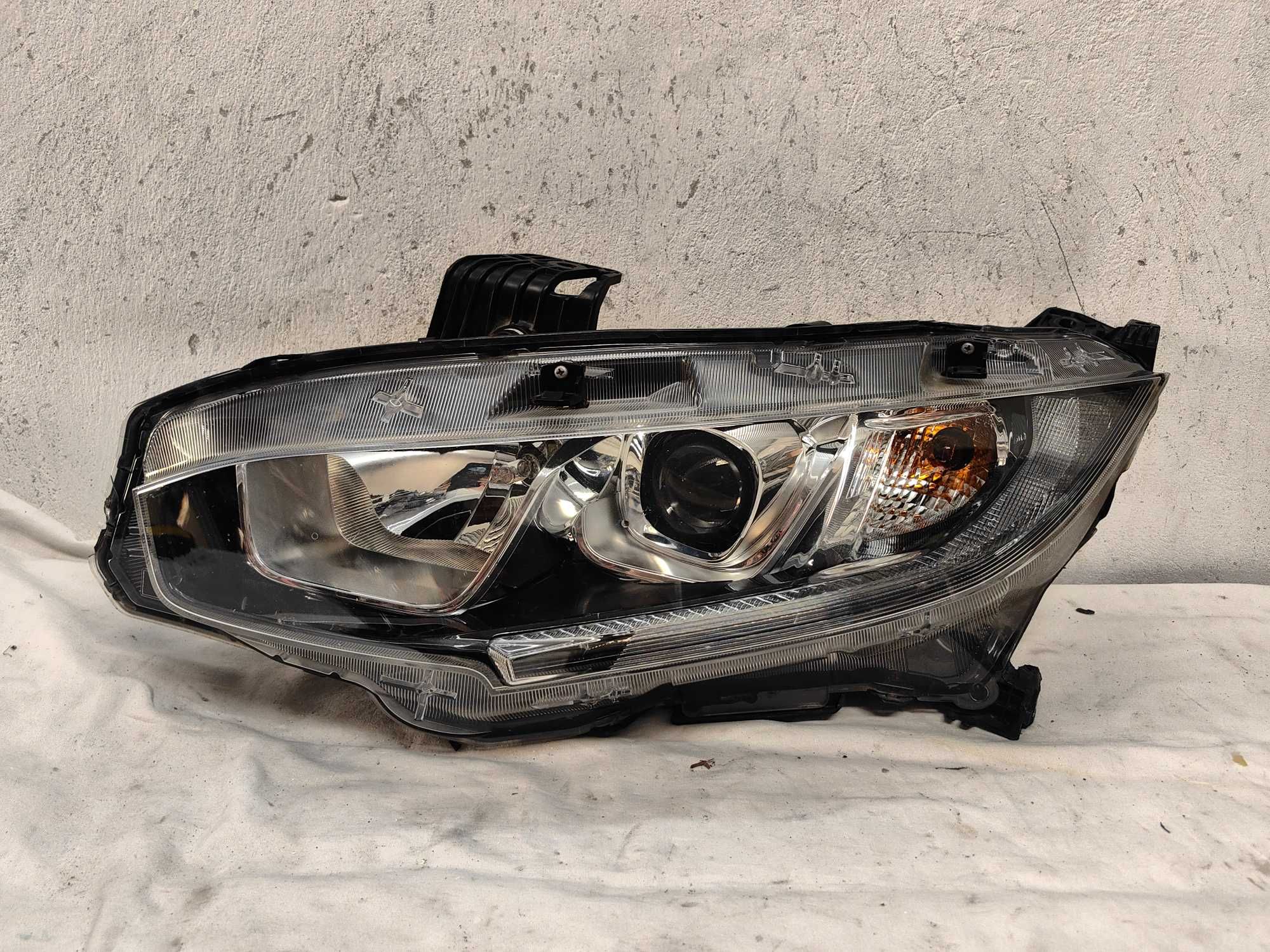 Оригинален фар Хонда Сивик  Honda Civic