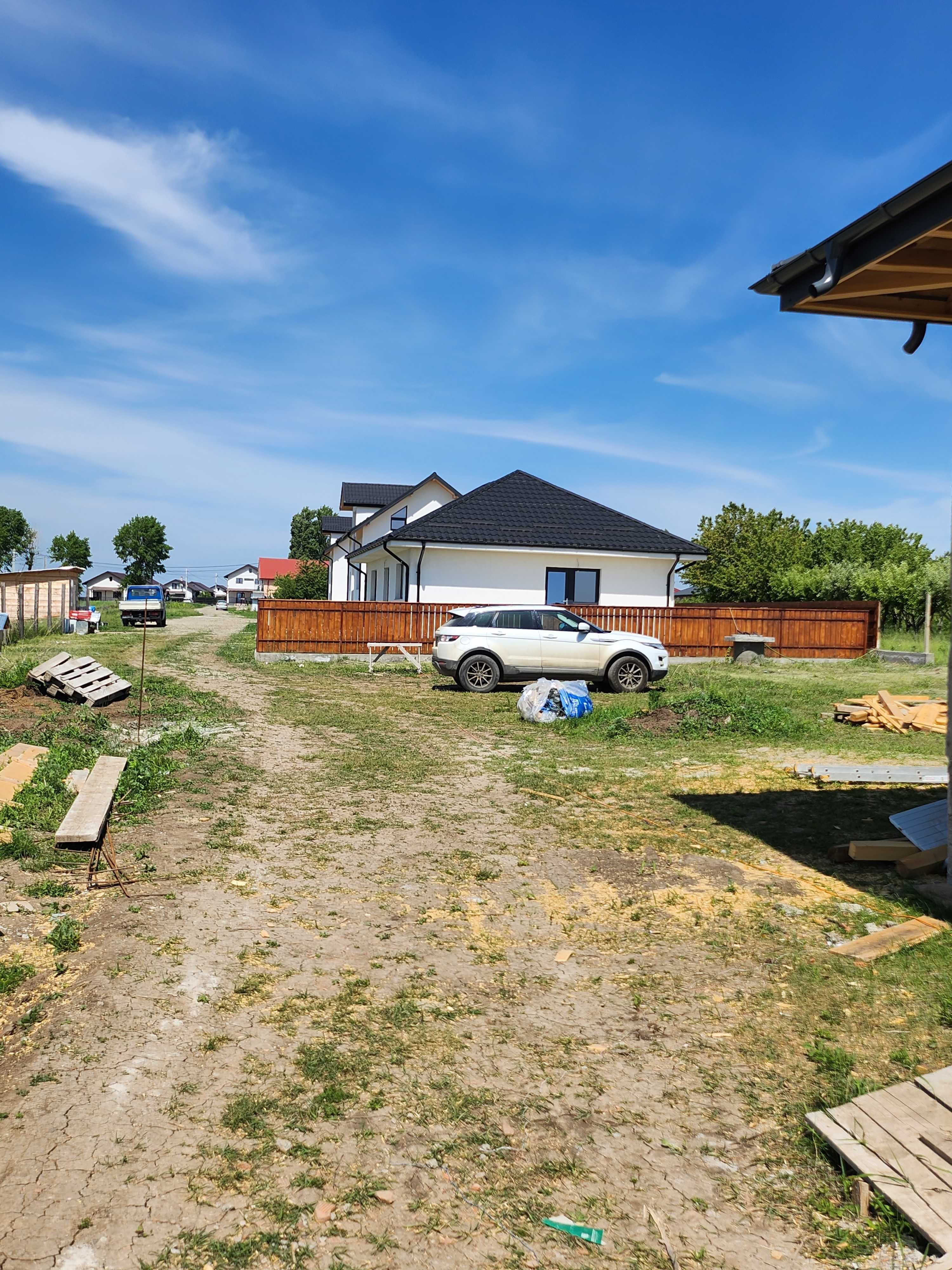 Vand casa constr noua Vorovesti