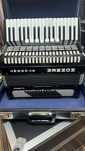 Vand Acordeon Hohner student 72