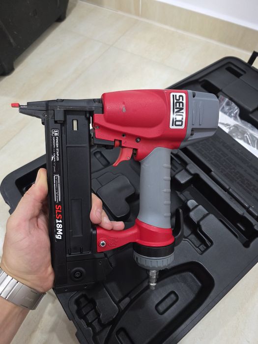 Pistol cuie SENCO pneumatic SLS 18MG