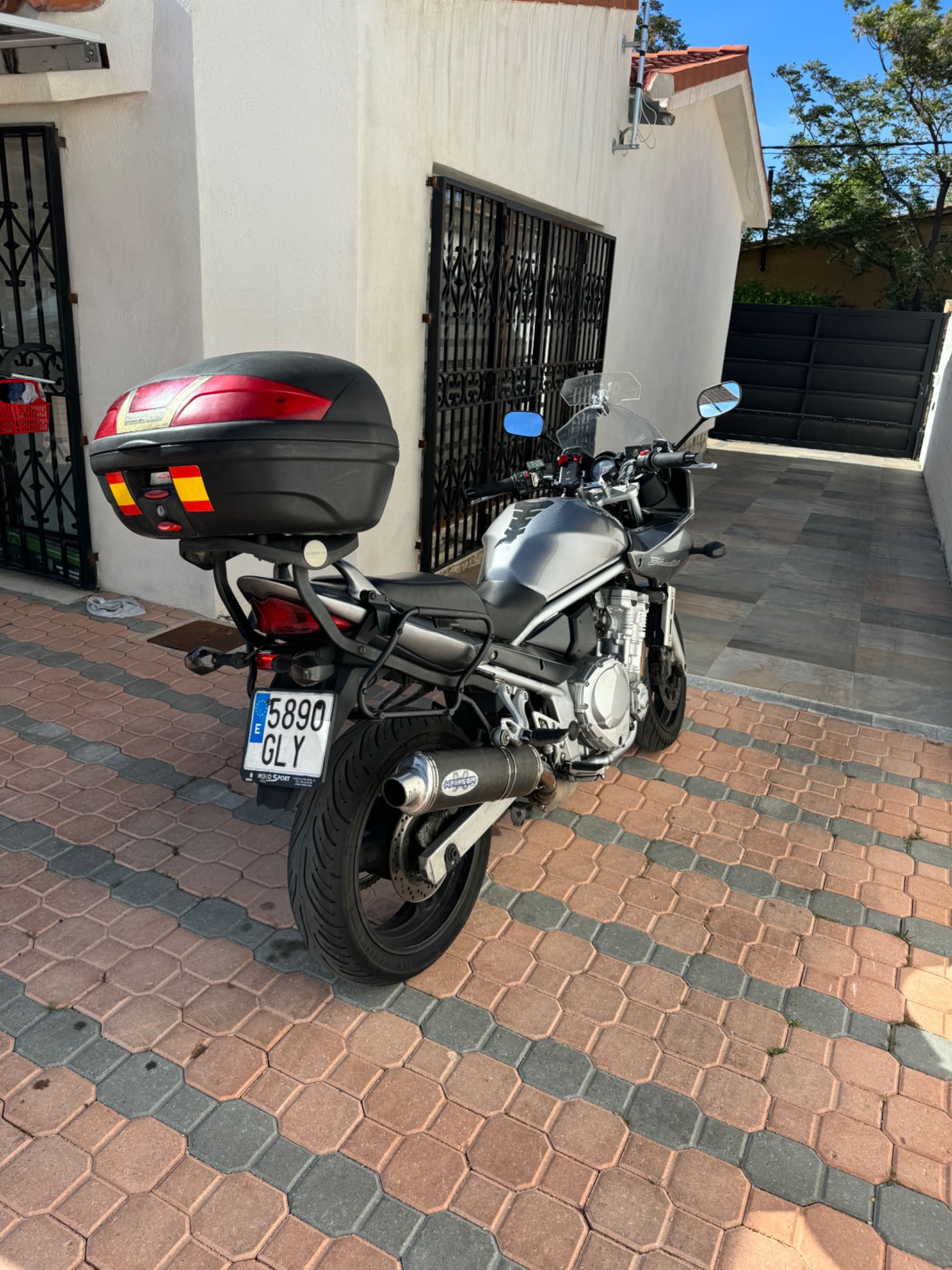 Suzuki Bandit GSF 650 S