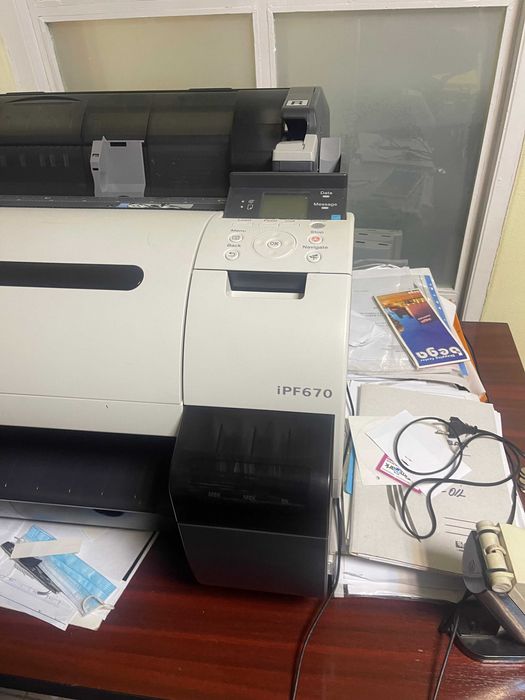Plotter Canon IPF 670 si IPF 700