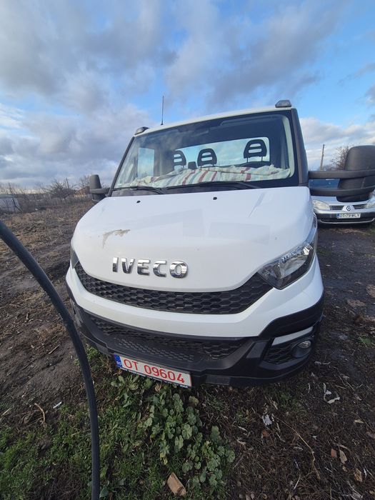 Vând Iveco. Preț negociabil