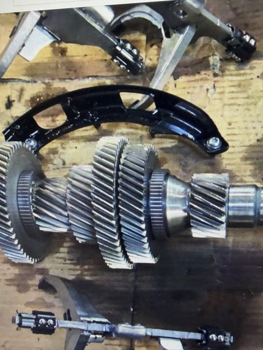 Автоматична скоростна кутия Audi 2.0tdi Q3 A3 Vw Tiguan dq500 за части