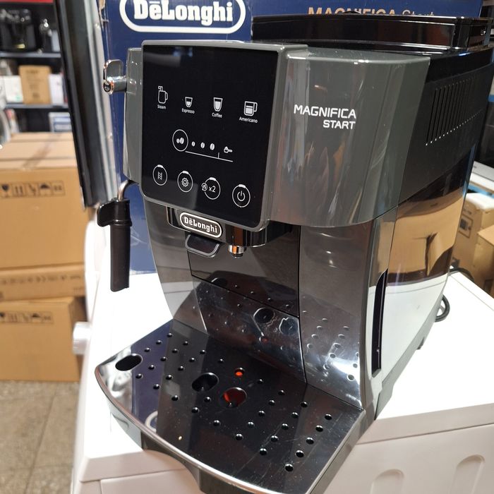 Кафета машина Делонги Магнифика Старт внос от Германия гаранция