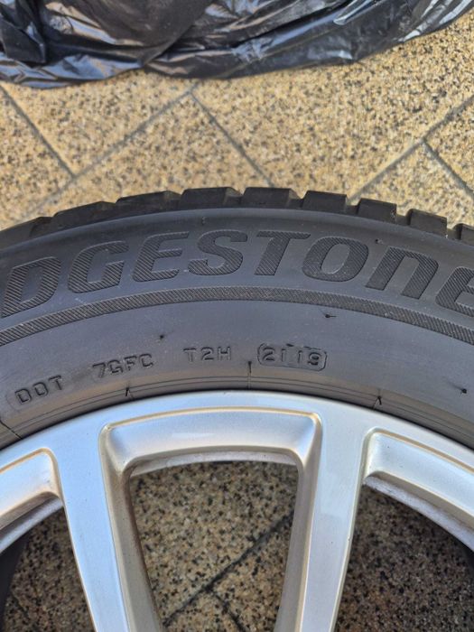 Set 4 roti iarna 225/60 R17 Bridgestone + jante aliaj Audi - excelente