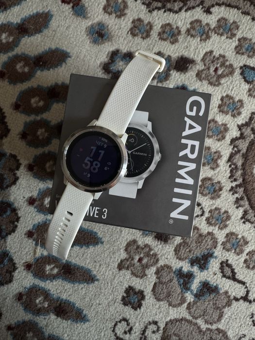 Garmin vivoactive 3