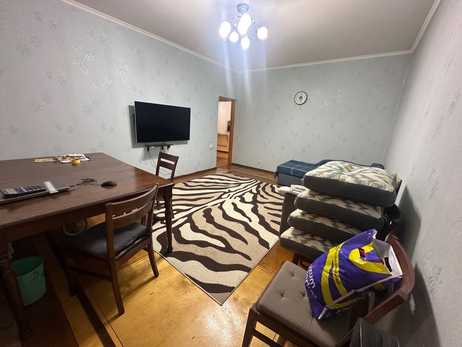 Продается 5-комнатная квартира, метро Ойбек