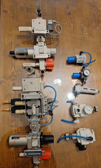 Distribuitor pneumatic aer valva omron robinet regulator presiune filt