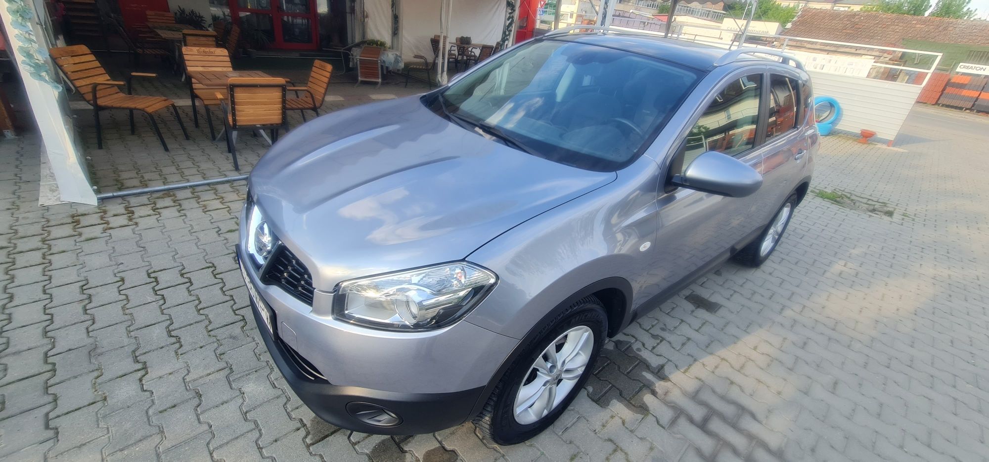 Vand Nissan Qashqai 2011, automat