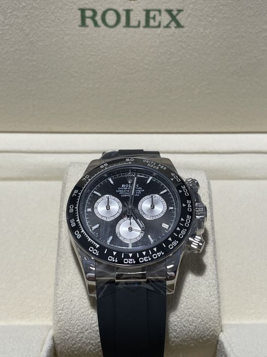 Часовник Rolex Daytona Oysterflex White Gold Black Dial