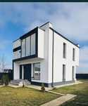 Vand  case modulare pe structura metalica