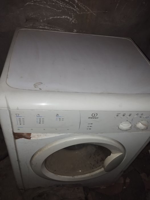 Kirmoshina Sotiladi Indesit