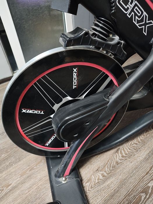 Bicicleta magnetica Toorx SRX-95, volanță 22 kg, 140 kg user,