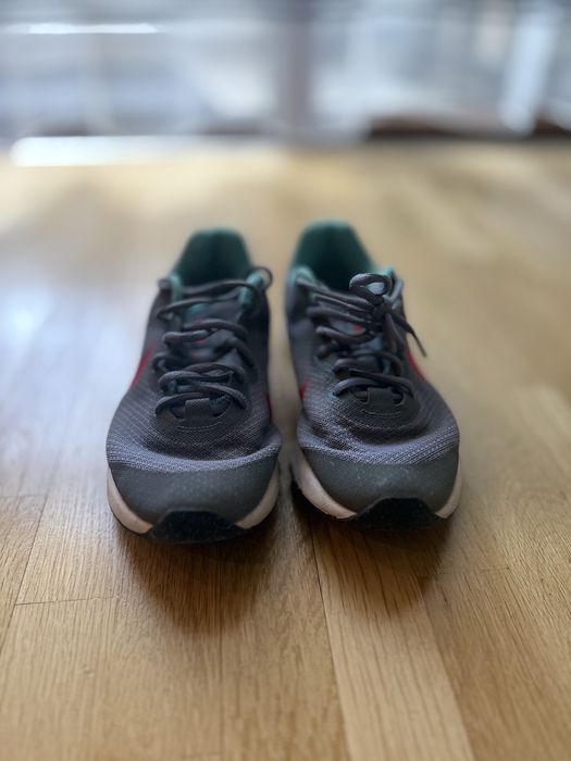 Малатонки Nike за спорт