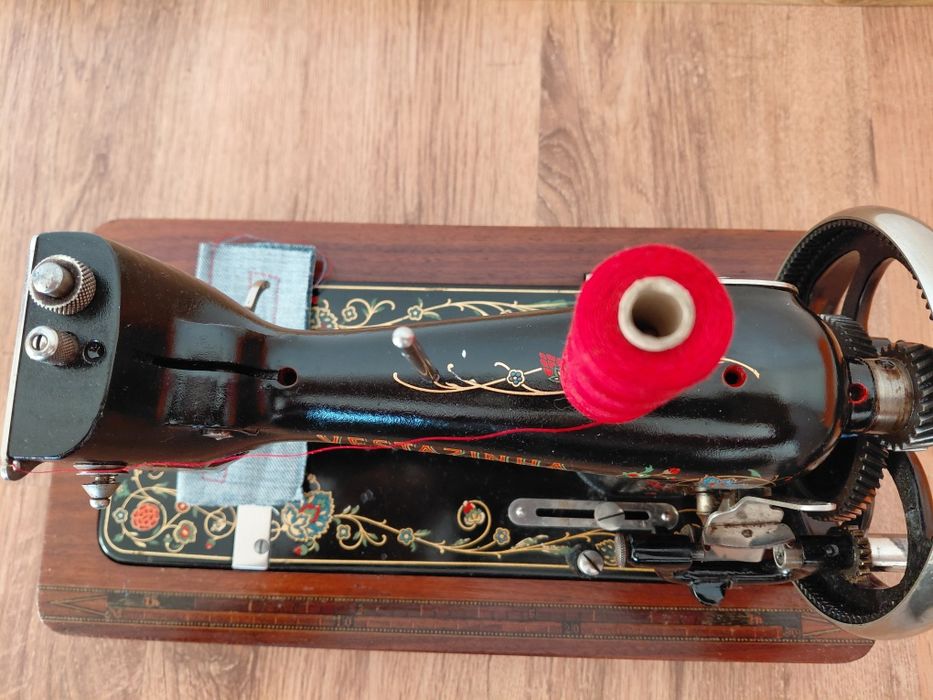 Стара шевна машина VESTAZINHA